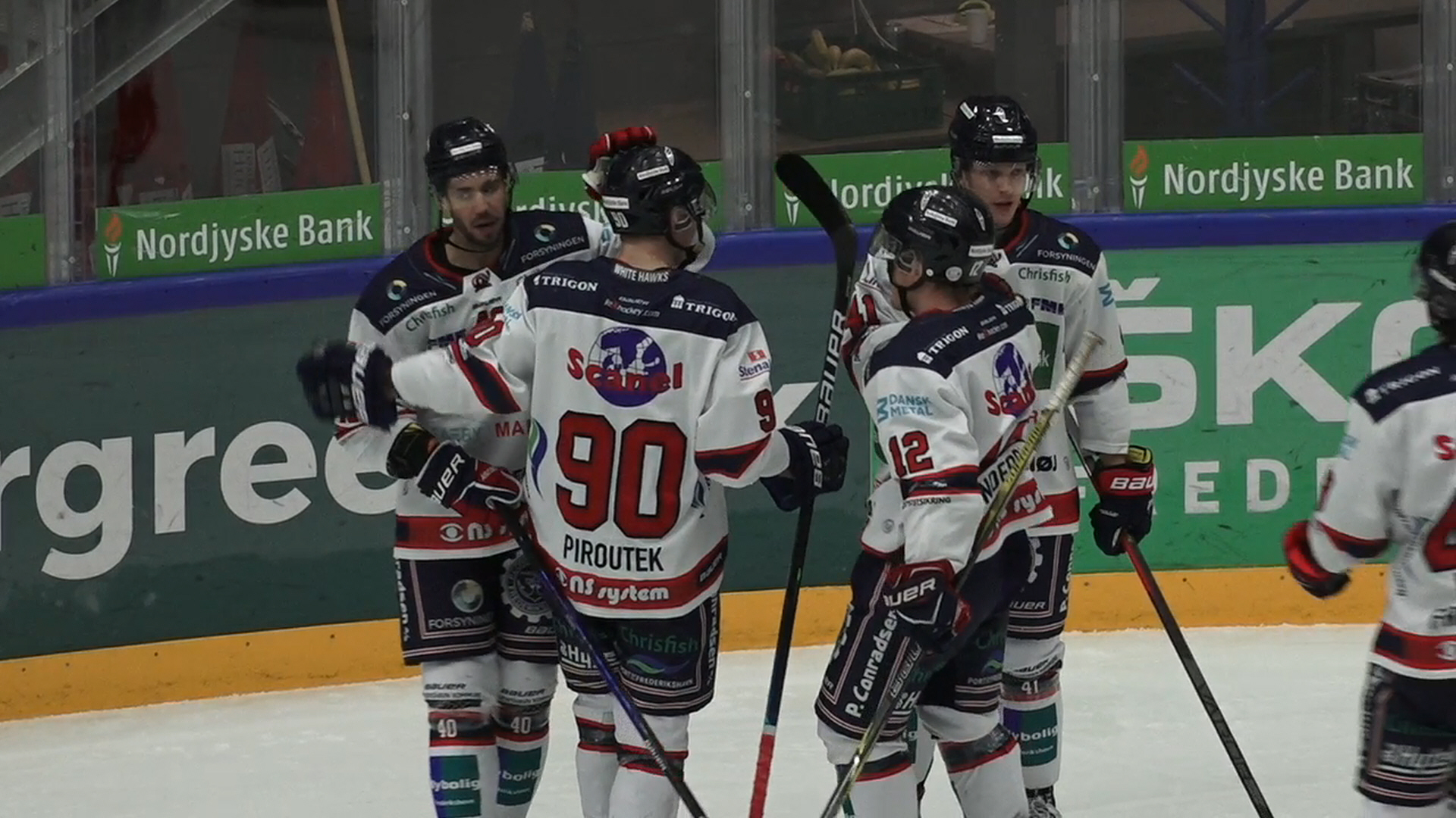 Video: Emma Aagaard & Mikkel Larsen, Redigering: Claus Aagaard