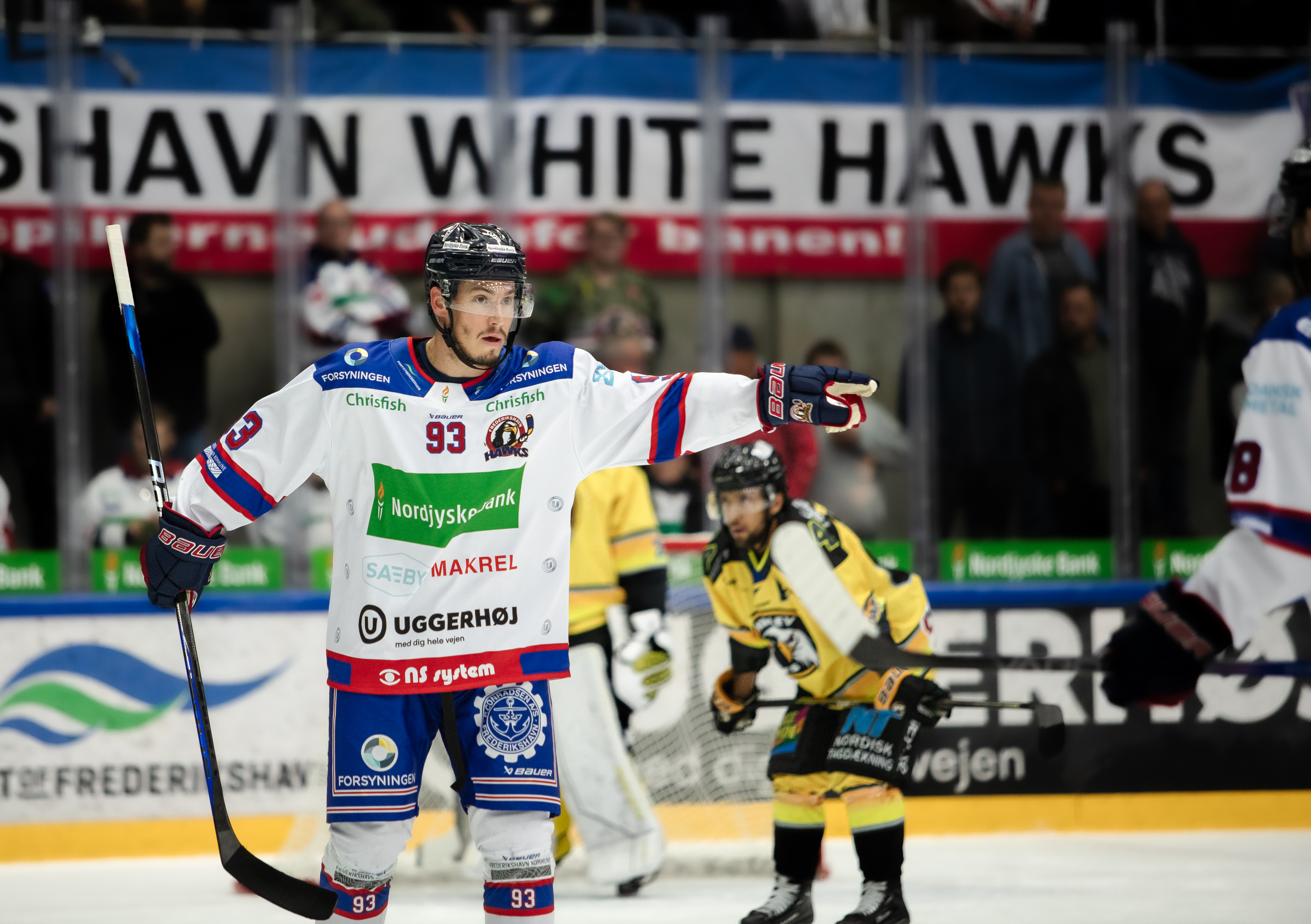 Robin Johansson er presset. Sammen med sine holdkammerater står han overfor et enkelt krav: besejr Rødovre eller gå på tidlig sommerferie.