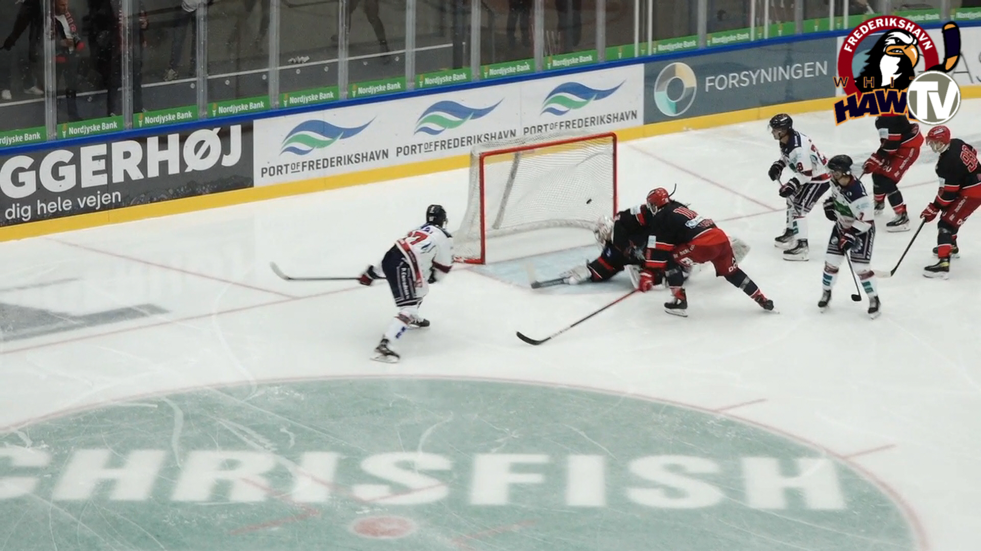 Video: Emma Aagaard & Mikkel Larsen, Redigering: Claus Aagaard