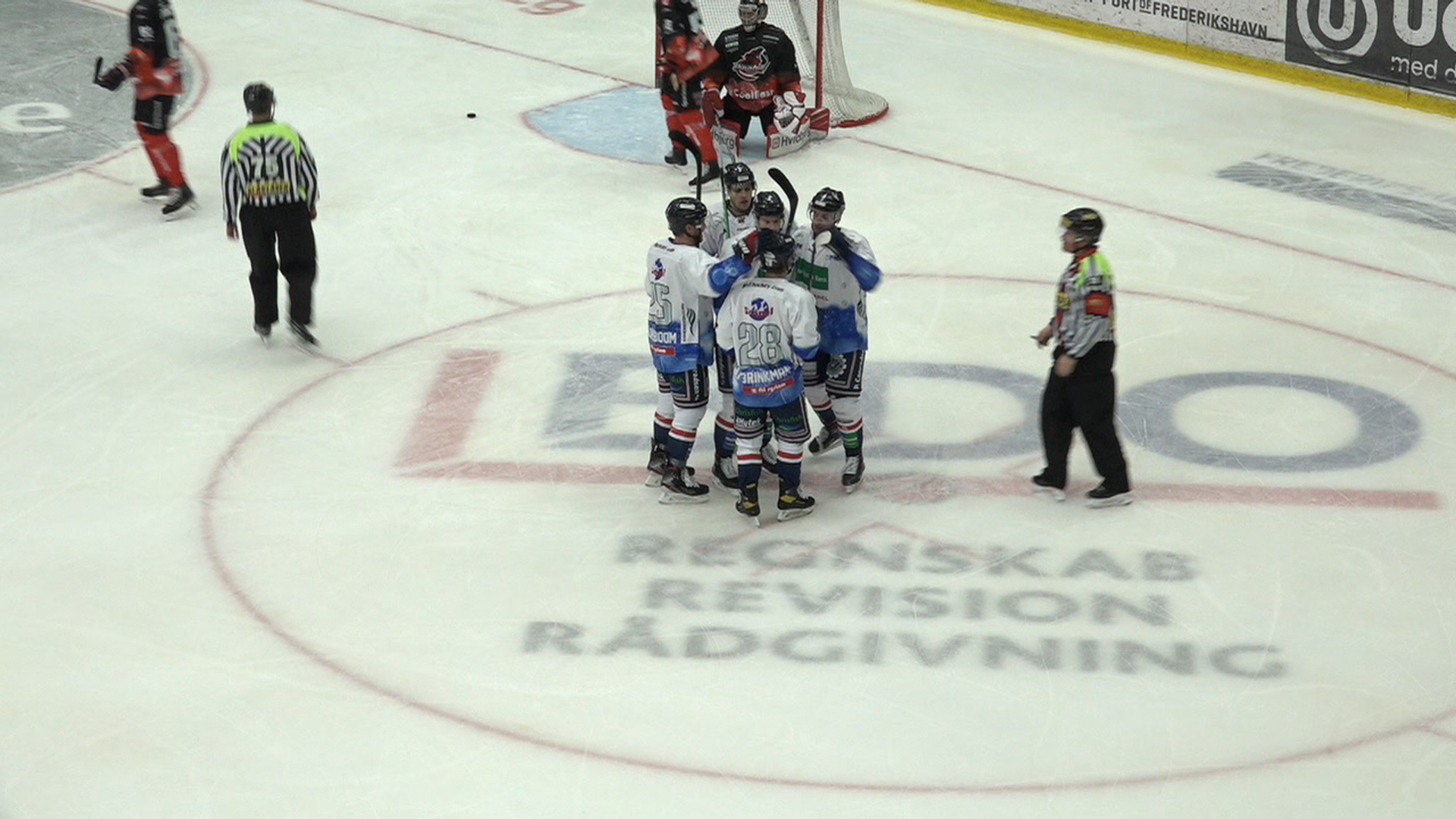 Video: Emma Aagaard & Mikkel Larsen, Redigering: Claus Aagaard